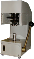 Автомат «ИНВИТ» для укупорки (завальцовки) флаконов алюминиевыми колпачками